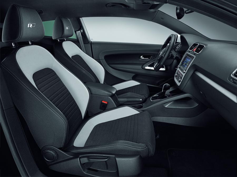  Volkswagen Scirocco R-Line 2009 года  (фото 4 из 4)